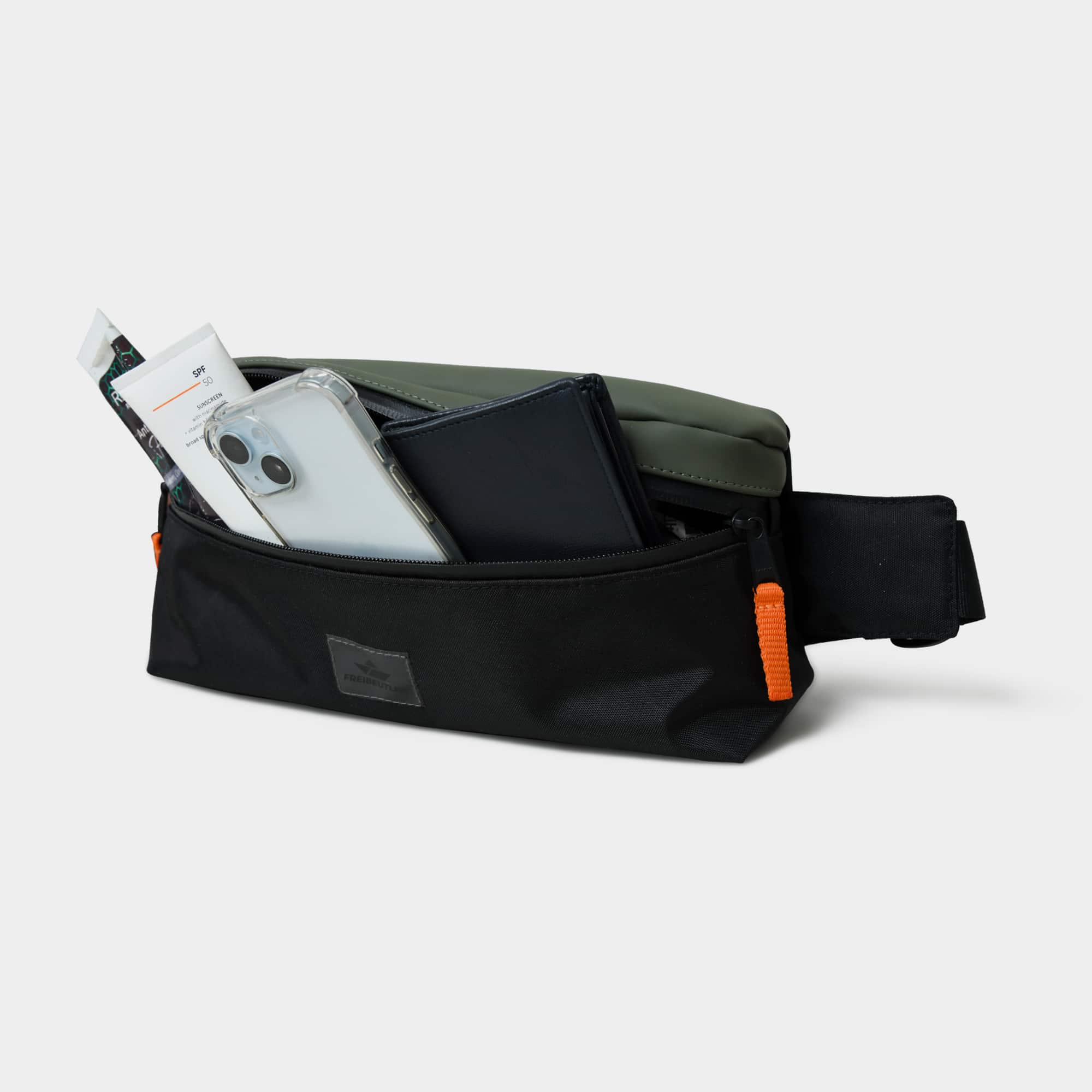 Hip Bag Fred in schwarz/oliv