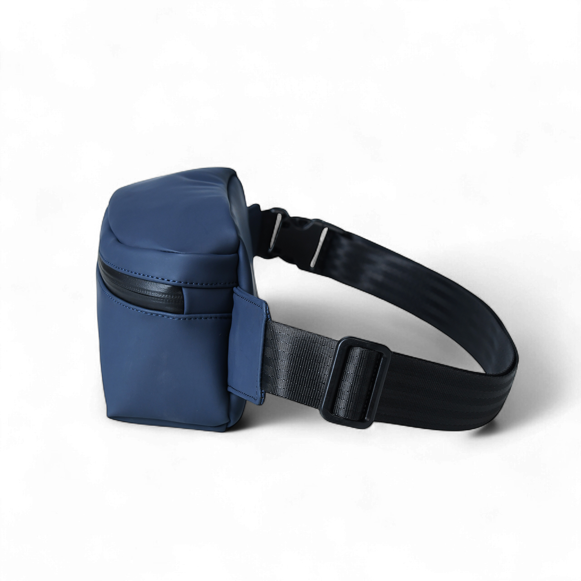 Fred Hip Bag - Matte Black